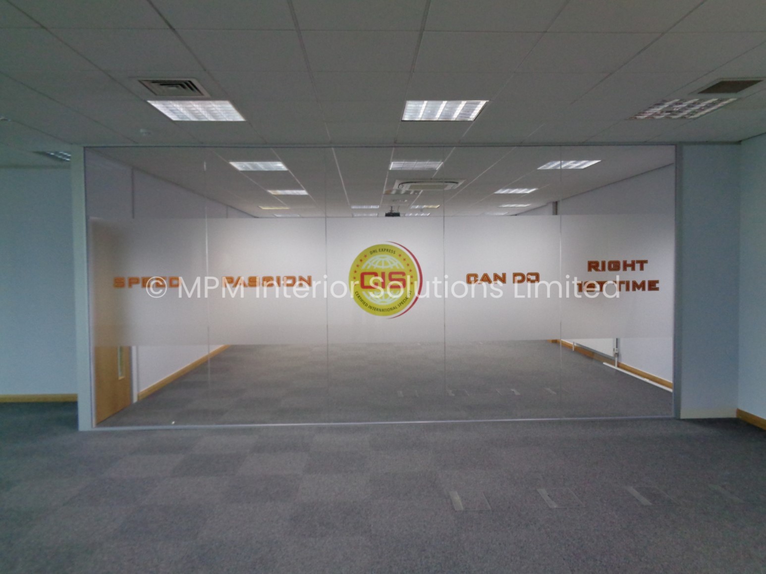 Frameless Glass Office Partitioning, 75mm > 100mm Demountable Office Partitioning, DHL International (UK) Ltd (Park Royal, London), MPM Interior Solutions Limited