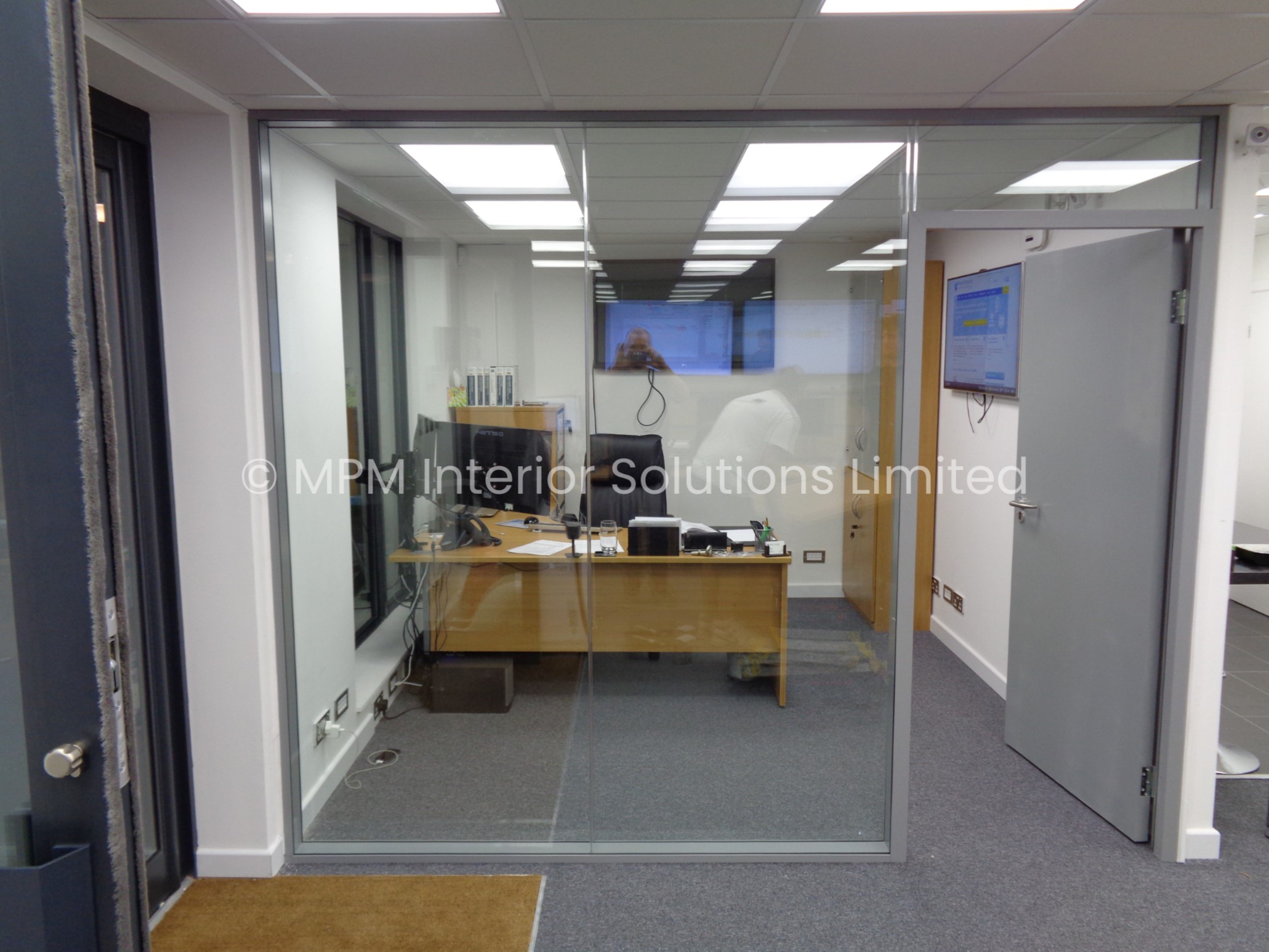 Frameless Glass Office Partitioning, Proxar IT Consulting Ltd (Sevenoaks, Kent), MPM Interior Solutions Limited